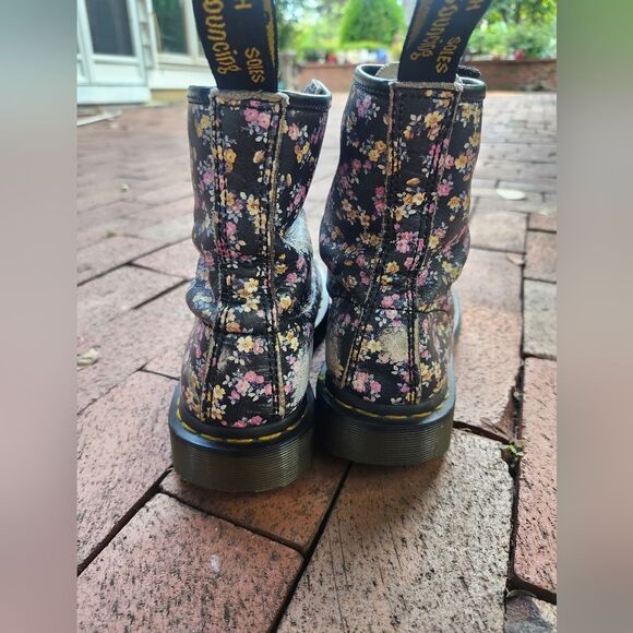 "Doc" Dr. Martens 1460W Clemency Boots Sz.8 Punk Rock Scuffed! Nothing Missing! - Picture 5 of 14